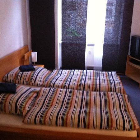 Gastezimmer Am Spielbergtor エアフルト エクステリア 写真