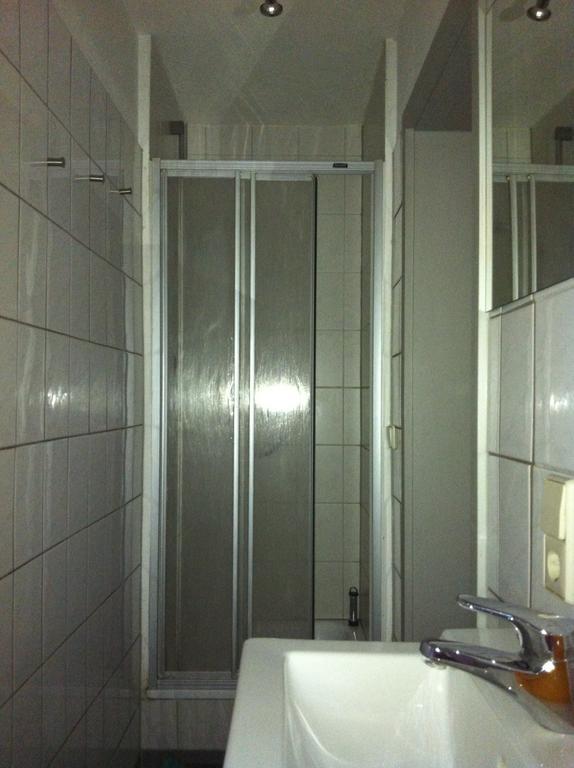 Gastezimmer Am Spielbergtor エアフルト 部屋 写真